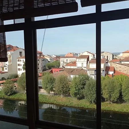 דירה Casa Puente Viejo *